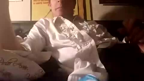 Snapshot of cd952721 chatting on 11.01.25 cd952721 online show from 11.01.25