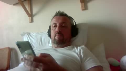 Snapshot of cebcool chatting on 03.08.26 Sb online show from 03.08.26