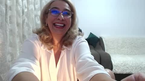 Snapshot of cecylya4u chatting on 10.01.25 cecylya4u online show from 10.01.25