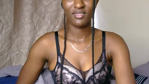 cee_queen online show from 06.18.26