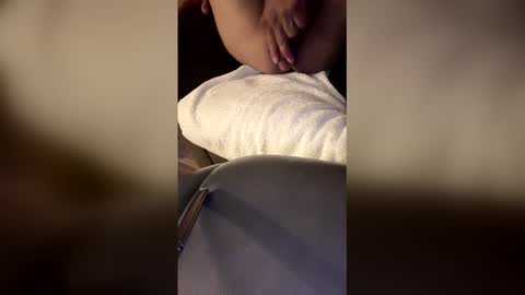 Snapshot of ceegrow chatting on 04.05.26 ceegrow online show from 04.05.26