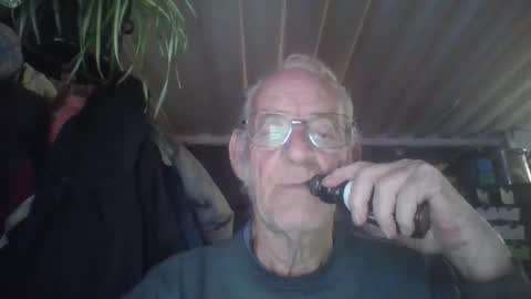 Chuck online show from 10.05.25