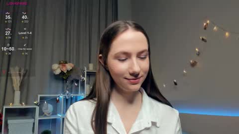 Josie Manesi online show from 02.20.25