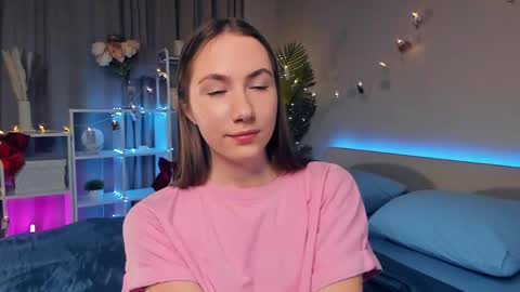 Josie Manesi online show from 03.01.25