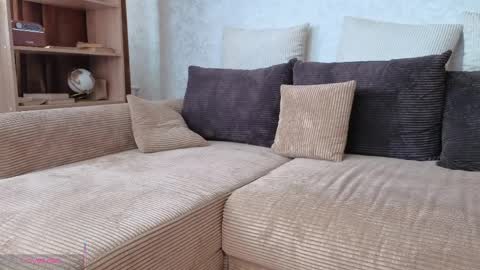 Snapshot of cel1ne_secret chatting on 04.12.26 Josie Manesi online show from 04.12.26