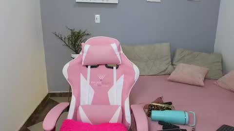 Snapshot of celeste_1star chatting on 10.02.25 celeste_1star online show from 10.02.25