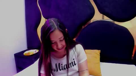 Snapshot of celeste_hillx chatting on 11.25.25 celeste_hillx online show from 11.25.25