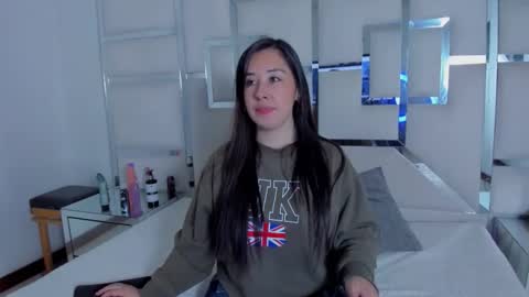 Snapshot of celeste_hillx chatting on 11.26.25 celeste_hillx online show from 11.26.25