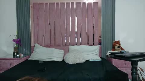 Snapshot of celesteanddylan chatting on 09.25.25 Celeste AND Dylan online show from 09.25.25