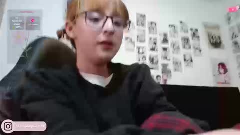 Snapshot of celesteayase chatting on 09.25.25 celesteayase online show from 09.25.25