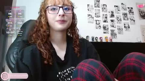 Snapshot of celesteayase chatting on 10.02.25 celesteayase online show from 10.02.25