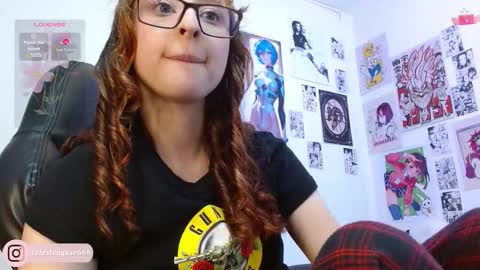 Snapshot of celesteayase chatting on 10.20.25 celesteayase online show from 10.20.25