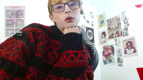 Snapshot of celesteayase chatting on 10.31.25 celesteayase online show from 10.31.25