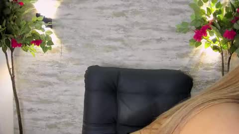 Snapshot of celestemc_26 chatting on 10.07.25 CELESTE online show from 10.07.25