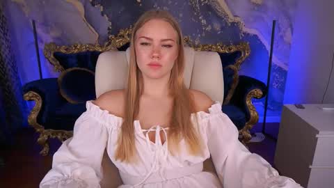 Snapshot of celestenoirr chatting on 09.17.25 celestenoirr online show from 09.17.25