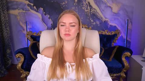 Snapshot of celestenoirr chatting on 09.24.25 celestenoirr online show from 09.24.25