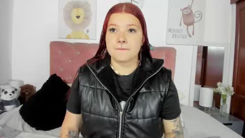 Snapshot of celesteredds chatting on 02.24.25 Celeste online show from 02.24.25