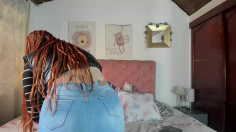 Snapshot of celesteredds chatting on 09.16.25 Celeste online show from 09.16.25