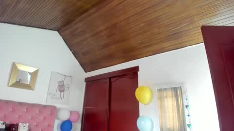 Snapshot of celesteredds chatting on 09.25.25 Celeste online show from 09.25.25