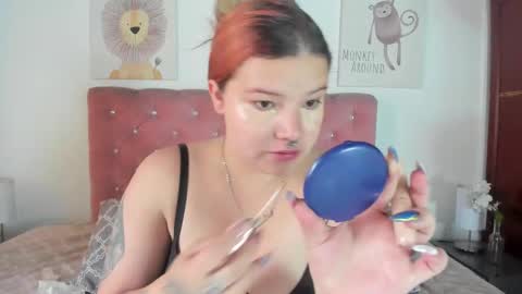 Snapshot of celesteredds chatting on 10.04.25 Celeste online show from 10.04.25