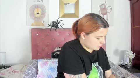 Snapshot of celesteredds chatting on 10.23.25 Celeste online show from 10.23.25