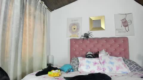 Snapshot of celesteredds chatting on 10.24.25 Celeste online show from 10.24.25