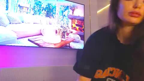 Aneli online show from 12.21.25