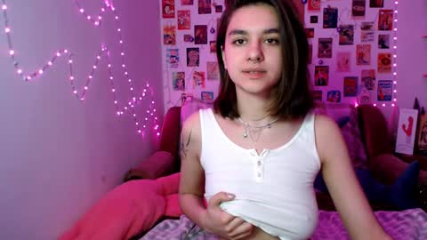 Snapshot of celine_dionn chatting on 01.05.25  Celine  online show from 01.05.25