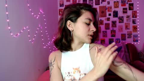 Snapshot of celine_dionn chatting on 01.23.25  Celine  online show from 01.23.25