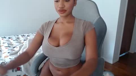 Celine Costas online show from 11.19.25