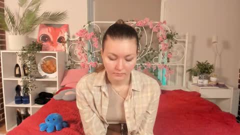 Snapshot of celineswiatkowski chatting on 02.25.26 Nina online show from 02.25.26