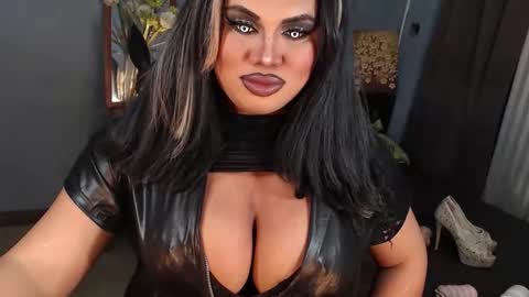 cellinekittcumerr online show from 10.11.25