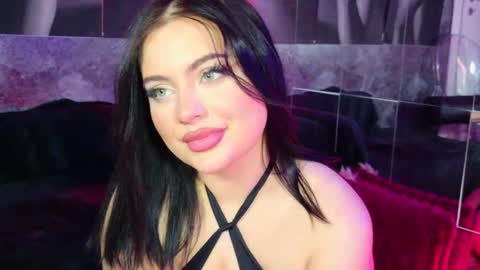 Snapshot of celya_chanel chatting on 02.20.25 CELIA online show from 02.20.25