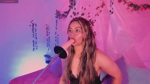 Hello guys my name is Sofi and Lizzie and  Vanessa online show from 11.09.25