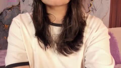 Hello guys my name is Sofi and Lizzie and  Vanessa online show from 02.21.26