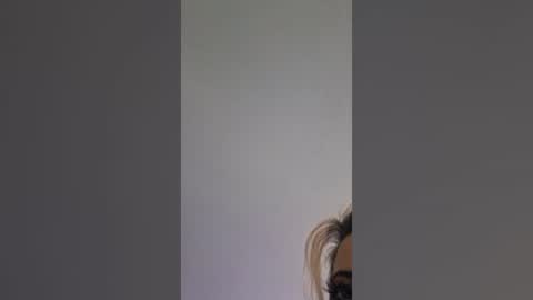Snapshot of cerashining chatting on 07.19.26 cerashining online show from 07.19.26