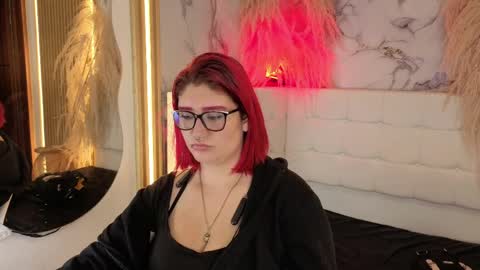 Snapshot of cerecita_02 chatting on 04.07.26 Cerecita online show from 04.07.26