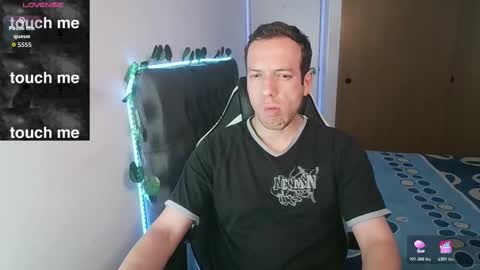 Snapshot of cerso1 chatting on 10.20.25 Cerso online show from 10.20.25