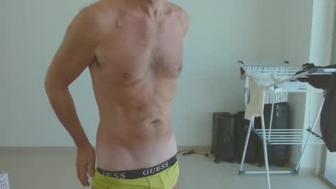 Snapshot of ch400 chatting on 01.17.25 ch400 online show from 01.17.25