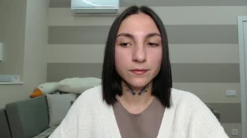 Snapshot of chabibiann chatting on 12.11.24 Kate online show from 12.11.24