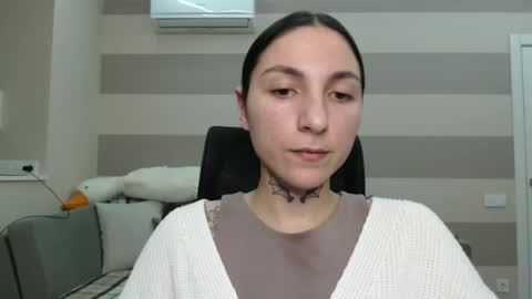 Snapshot of chabibiann chatting on 12.12.24 Kate online show from 12.12.24