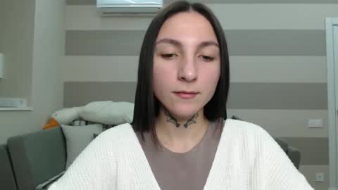 Snapshot of chabibiann chatting on 01.06.25 Kate online show from 01.06.25