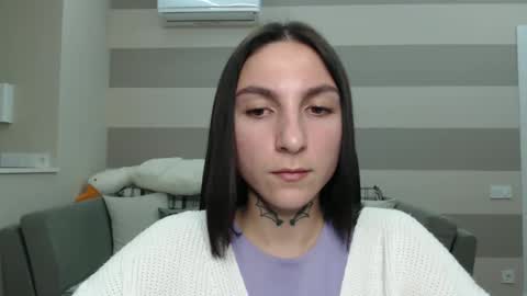 Snapshot of chabibiann chatting on 01.14.25 Kate online show from 01.14.25