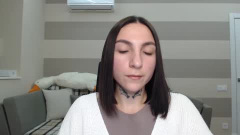 Snapshot of chabibiann chatting on 01.22.25 Kate online show from 01.22.25
