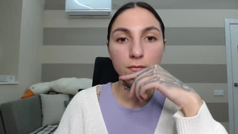 Snapshot of chabibiann chatting on 01.27.25 Kate online show from 01.27.25
