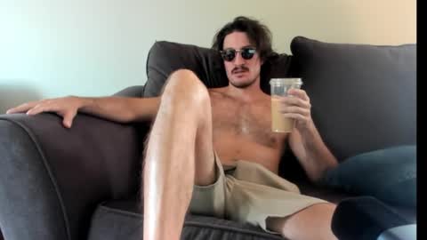 Snapshot of chadpowerz chatting on 10.04.25 Lydong online show from 10.04.25