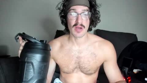 Snapshot of chadpowerz chatting on 10.30.25 Lydong online show from 10.30.25