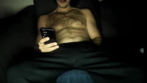 Snapshot of chadpowerz chatting on 01.19.26 Lydong online show from 01.19.26