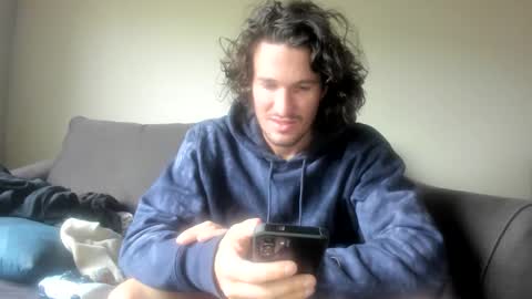 Snapshot of chadpowerz chatting on 02.13.26 Lydong online show from 02.13.26