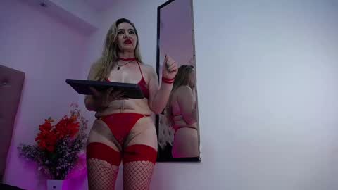 Charlotte Grey online show from 12.11.24